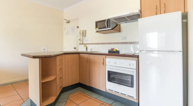 Апартаменты Standard Mid City Luxury Suites