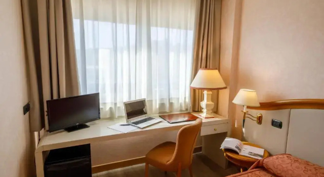 Одноместный номер Standard Perugia Plaza Hotel