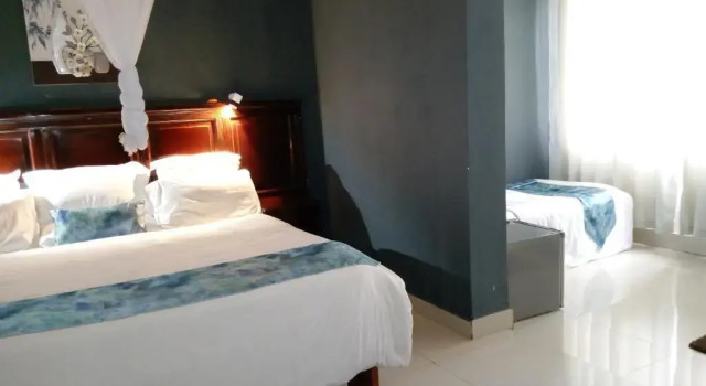 Richland Lodge Motel