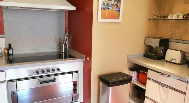 Апартаменты Bel appartement Villeneuve Lès Avignon