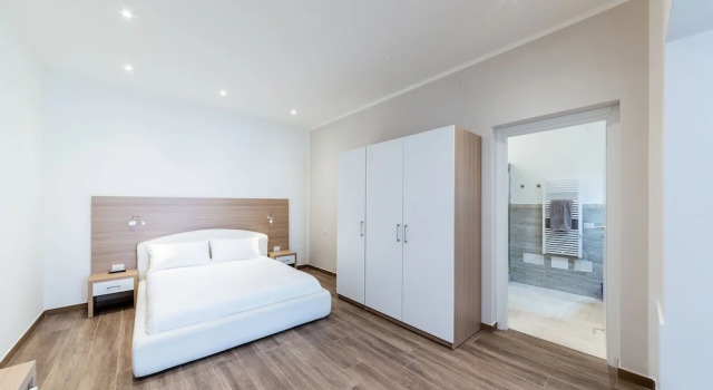 Номер Deluxe La Promenade Rooms & Suites