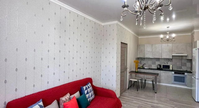 Svetlaya Dvukhkomnatnaya V Zhk Shakhristan Ryadom S Mega Centre 126 Flat, Boek Appartement Hotels in Alma-Ata met zwembad, Zwembad