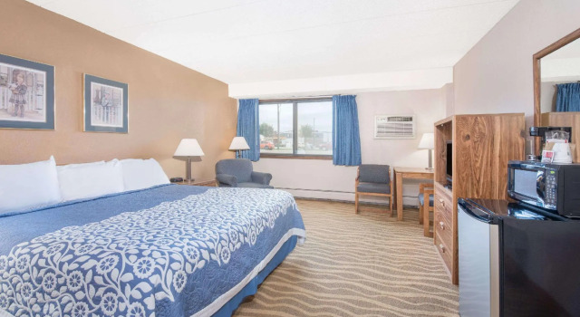 Двухместный номер Standard Days Inn by Wyndham Sioux Falls Airport
