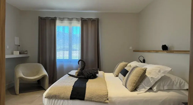 Le Petit Hotel De Pianottoli Caldarello, Varaa Hotelli Pianotolli-Caldarello 