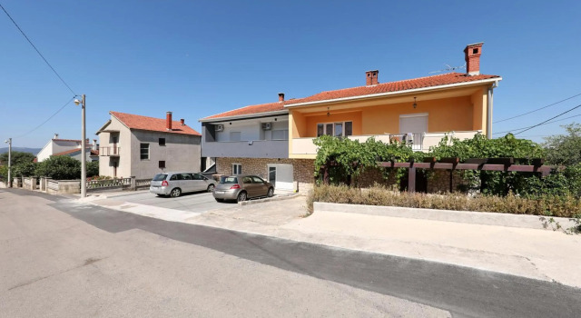 Apartmani Marta