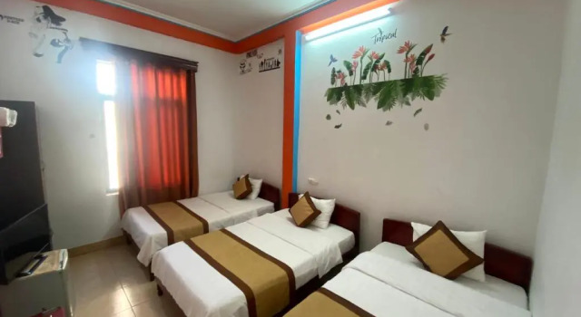 Трёхместный номер Standard с видом на город Alex Ha Long Hotel