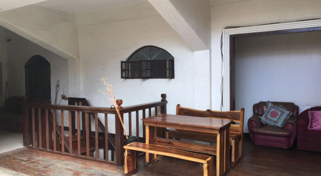 Cozy Coron Inn