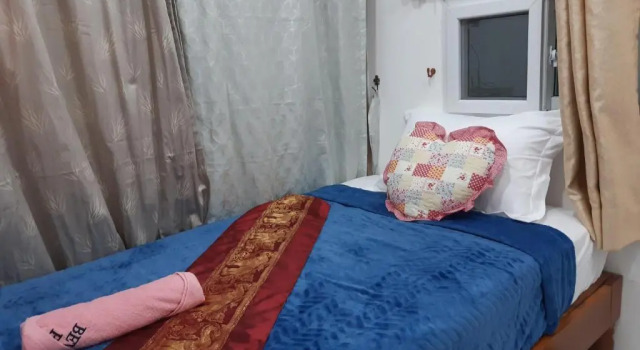 Номер Standard A & P House