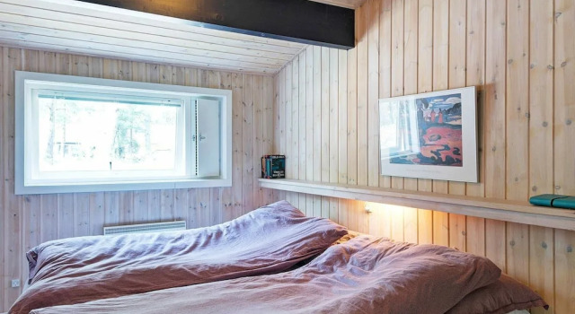 Lovely Holiday Home in Nexø With Whirlpool, Book Feriehus Villaer i Nexø, Villa