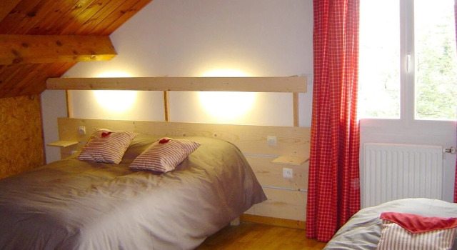 Apartment With 3 Bedrooms in Les Estables, With Wonderful Mountain Vie, Đặt Căn hộ Les Estables 