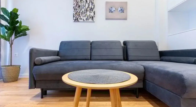 Elegant Flat 5 Walk to Metro Panormou, Book Hotel Athens Attica, near National Glyptotheque
