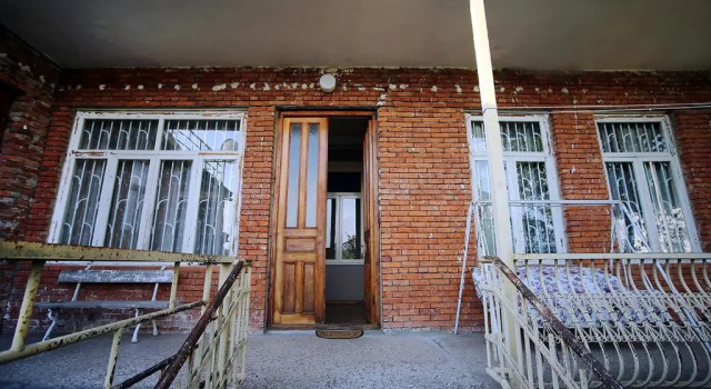 Guest House Old Kutaisi, Rezervovat Penzión Hotely v Imereti s parkováním, Parkování