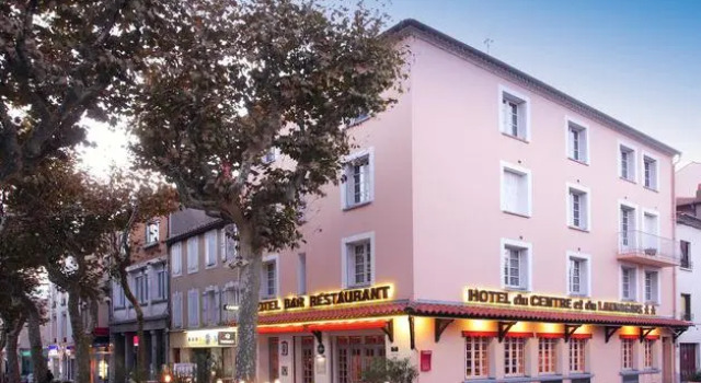Hotel Restaurant du Centre et du Lauragais, Забронировать Отель Кастельнодари Canal du Midi
