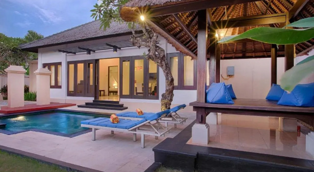 Семейная вилла с 2 комнатами The Tukad Villa