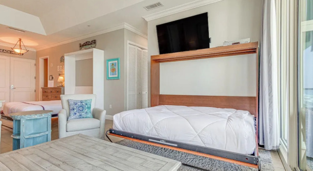 Pensacola Beach Penthouse w/ View + Pool Access!, Rezerwuj Apartament Pensacola Beach Panhandle Florida