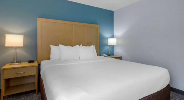 Номер Superior Comfort Inn & Suites Alexandria West