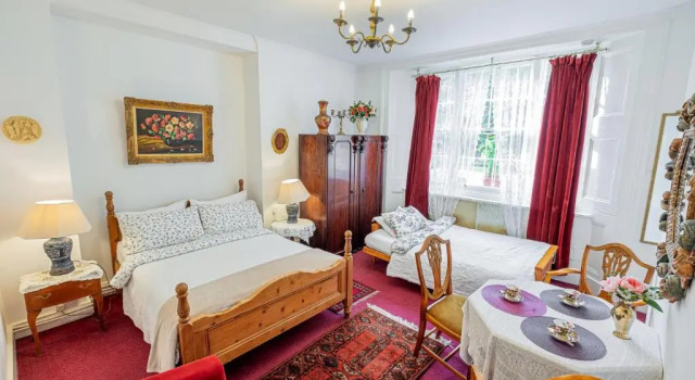 Номер Comfort Dawson Place, Juliettes Bed and Breakfast
