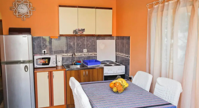 Семейные апартаменты с балконом Urosevic Seaside Apartments