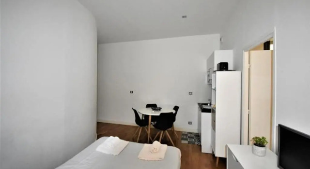 Апартаменты ORPI ALGER8, Hyper Centre Lyon Opéra, calme