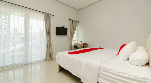 RedDoorz @ Jalan Demang Lebar Raya Palembang, Rezerwuj Hotel Palembang Sumatra