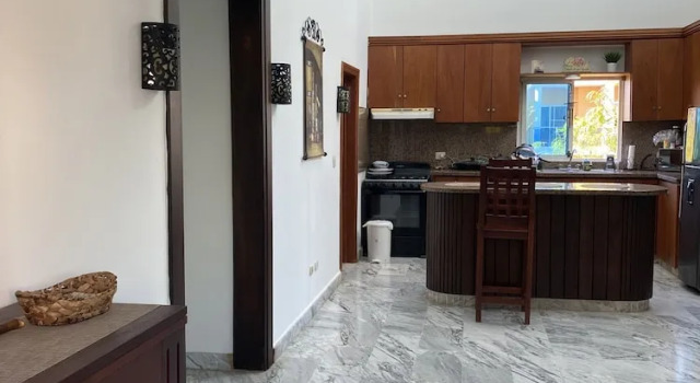 2 Minutes Walk to Beach Huge 3 bdrm Condo with Pool, Prenota Appartamento Bávaro Punta Cana