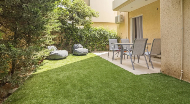 Апартаменты Scorpio Deluxe Apartment with Private Garden