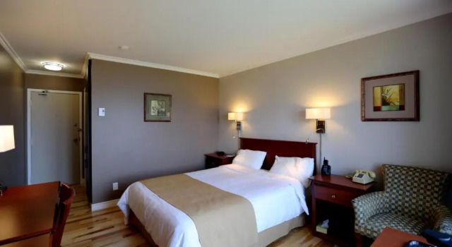 Двухместный номер Standard с видом на реку BATTURES Hotel Fjord Saguenay