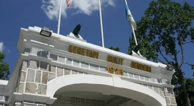 Fastbook Bendera Home 8 & 10pax, Prenota Hotel Air Itam Penang