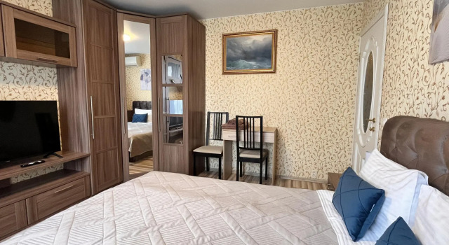 2-room apartment on Yakhromskaya metro station, Book Apartment Moscow Russia