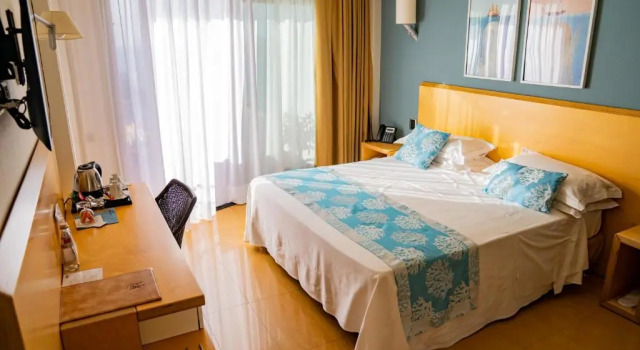 Двухместный номер Standard с балконом Taormina Panoramic Hotel
