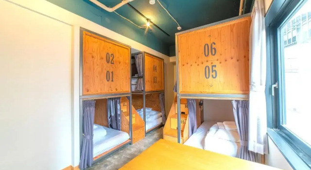 Кровать в общем номере (женский номер) Wise Owl Hostels Shibuya