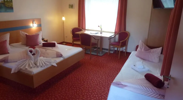 Апартаменты Spreewald Pension Spreeaue