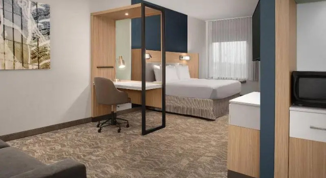 Четырёхместная студия SpringHill Suites By Marriott Charleston Airport & Convention Center