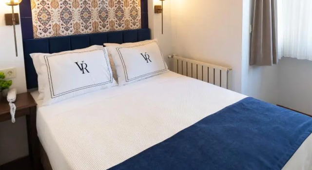Большой одноместный номер Cheers Vera Edition Hotel