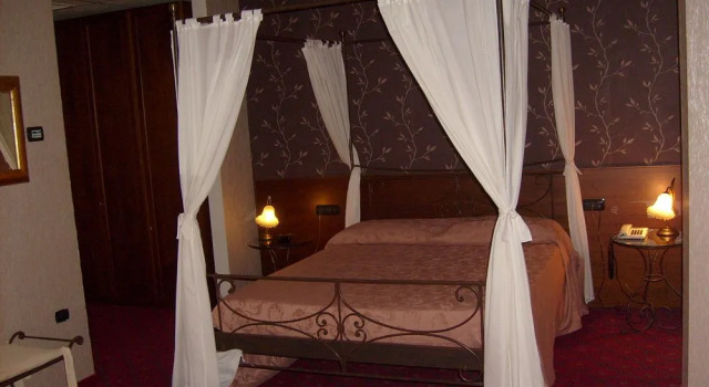 Hotel - Motel Flower, Buchen Sie Motel Gropello Cairoli 