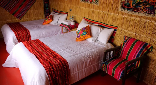 Titicaca Floating Lodge, Book Feriehus Sommerhuse i Chucuito, Hytte