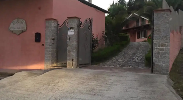 L'Orto Degli Ulivi, Book Hotel Stilo Calabria