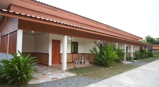 Baan Pimfah Thanakham, Réserver Hôtel Pong Thaïlande