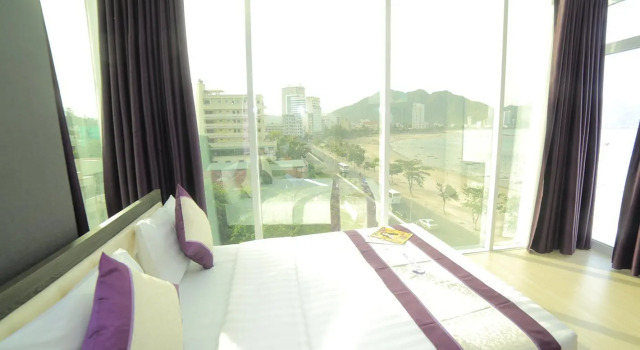 Номер Superior с балконом и с видом на море La Mer Hotel Nha Trang