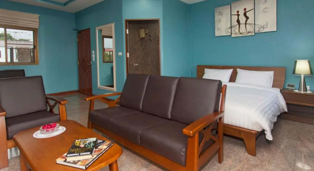 Двухместный номер Deluxe с балконом Pattaya Garden Apartments Boutique Hotel