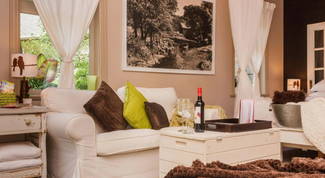 Amara Bed & Breakfast, Book Hotel North Saanich Saanich