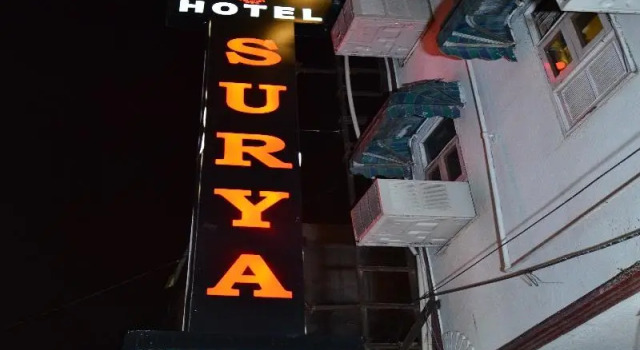 Номер Standard HOTEL SURYA INTERNATIONAL