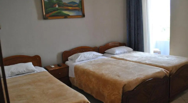 Eden Hotel, Забронировать Отель Недорогие отели Гирокастры, недорого