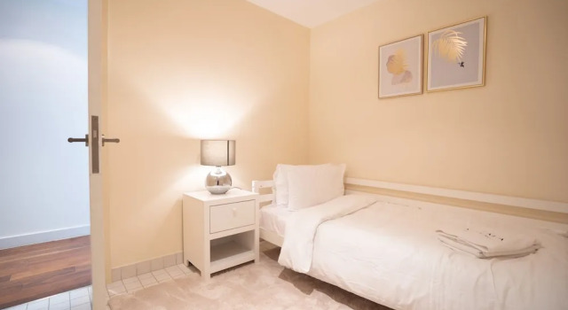 Семейные апартаменты Nasma Luxury Stays - Limestone House