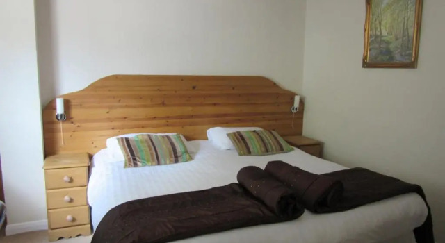 Четырёхместный номер Standard Цокольный этаж The Bentley Brook Inn