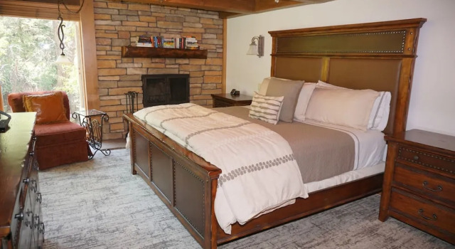 Recently Remodeled Including New Appliances - Corner Unit - River Location 3 Bedroom Condo by RedAwning
