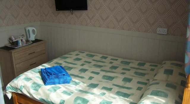 Четырёхместный люкс The Chelston Bed and Breakfast