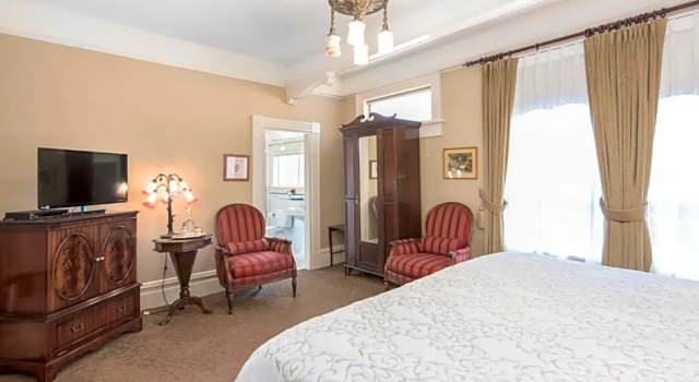 Двухместный номер Standard Цокольный этаж O Canada House Bed & Breakfast