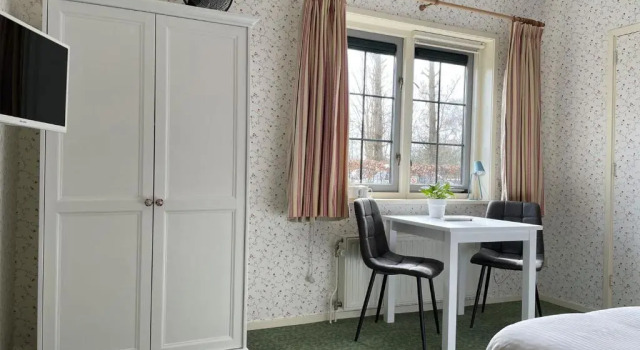 Bed & Breakfast Pax Tibi, Boek Hotel Boskoop Zuid-Holland