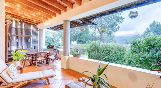 Апартаменты Picturesque Views I Private Outdoor Terrace Lounge
